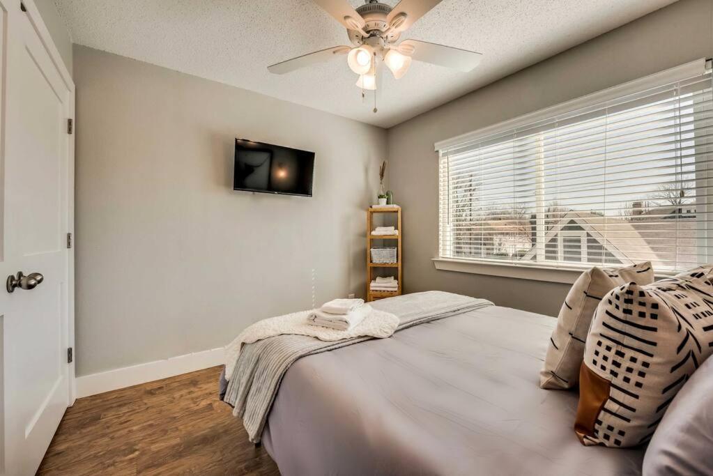 Heart Of Dallas Flat Close To Baylor Hospital Exterior photo